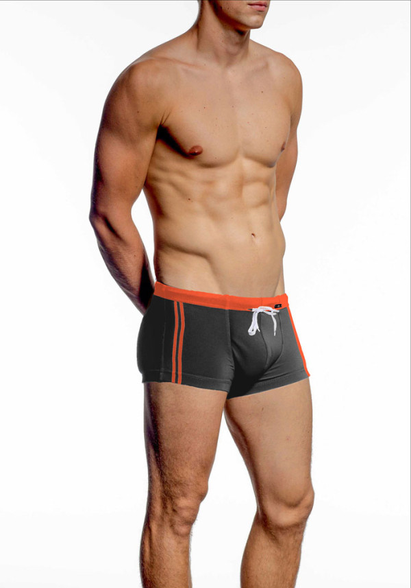WAVES CLASSIC Fitted Swim Trunk